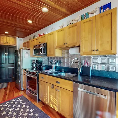 Commercial Street Retreat